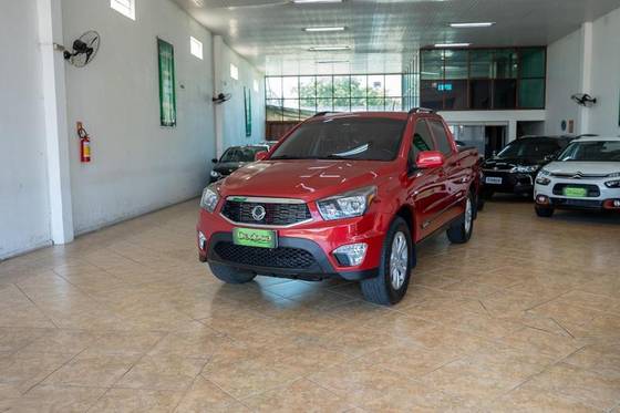 SSANGYONG KORANDO 2.2 XDI220 DIESEL 4WD AUTOMÁTICO